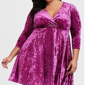 NWT TORRID Berry Velvet Surplice Dress. 1X
